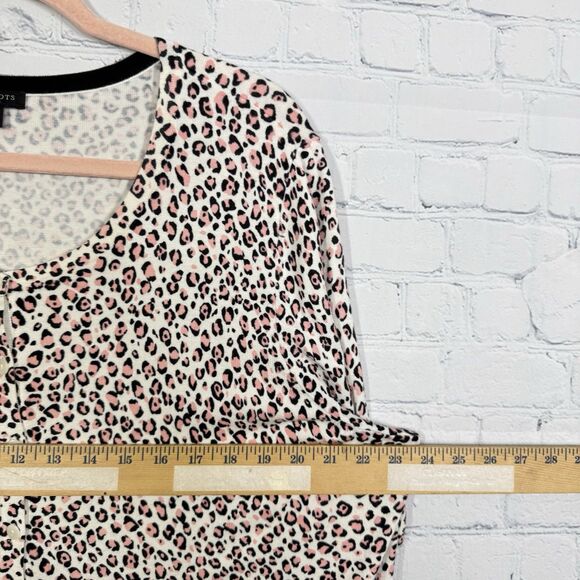 Talbots Blouse Women Plus Size 2X Animal Print Black Pink Front Button Casual - Picture 8 of 9